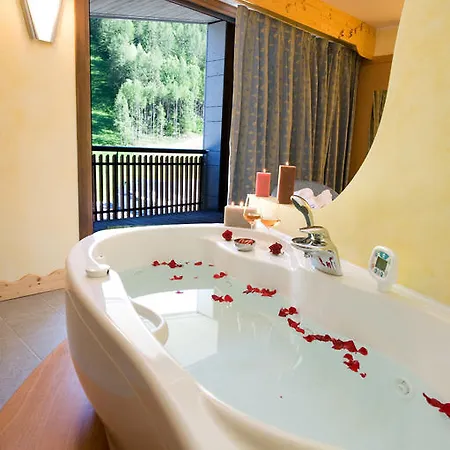 Rivè - Complesso Turistico Campo Smith 4* Bardonecchia